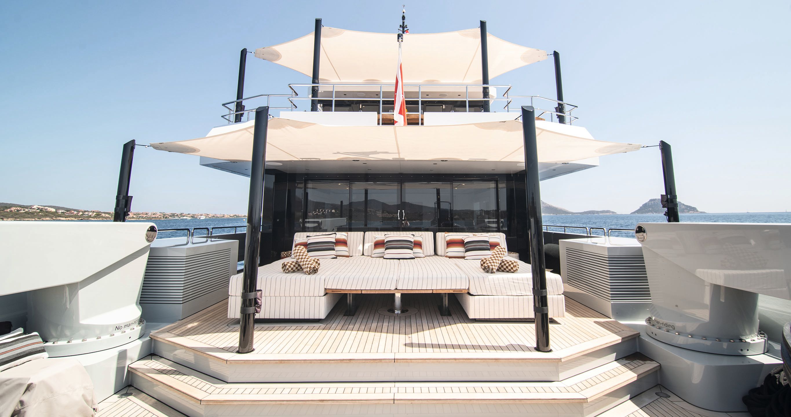 Covered deck area sun loungers