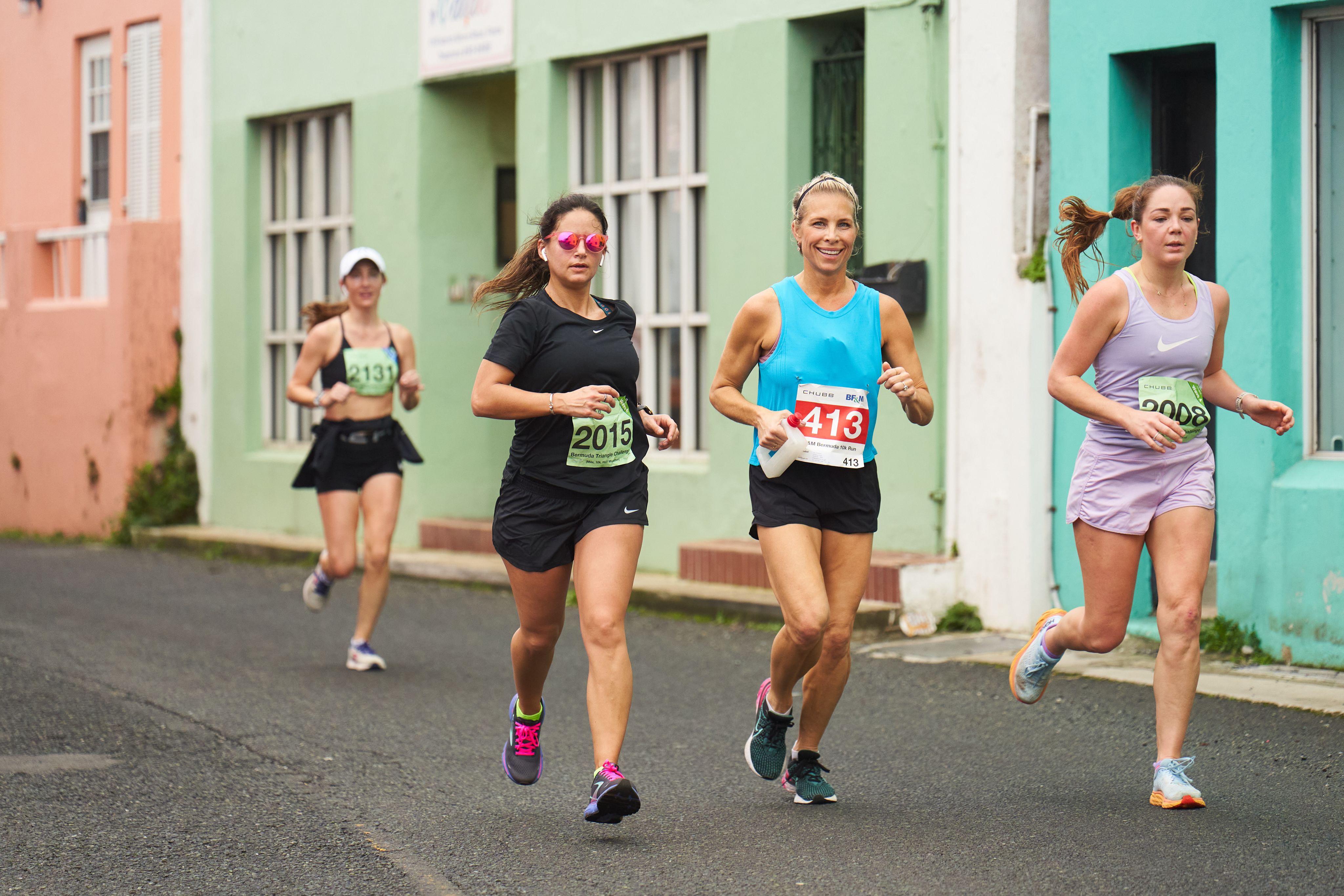 Chubb Bermuda Triangle Challenge runners