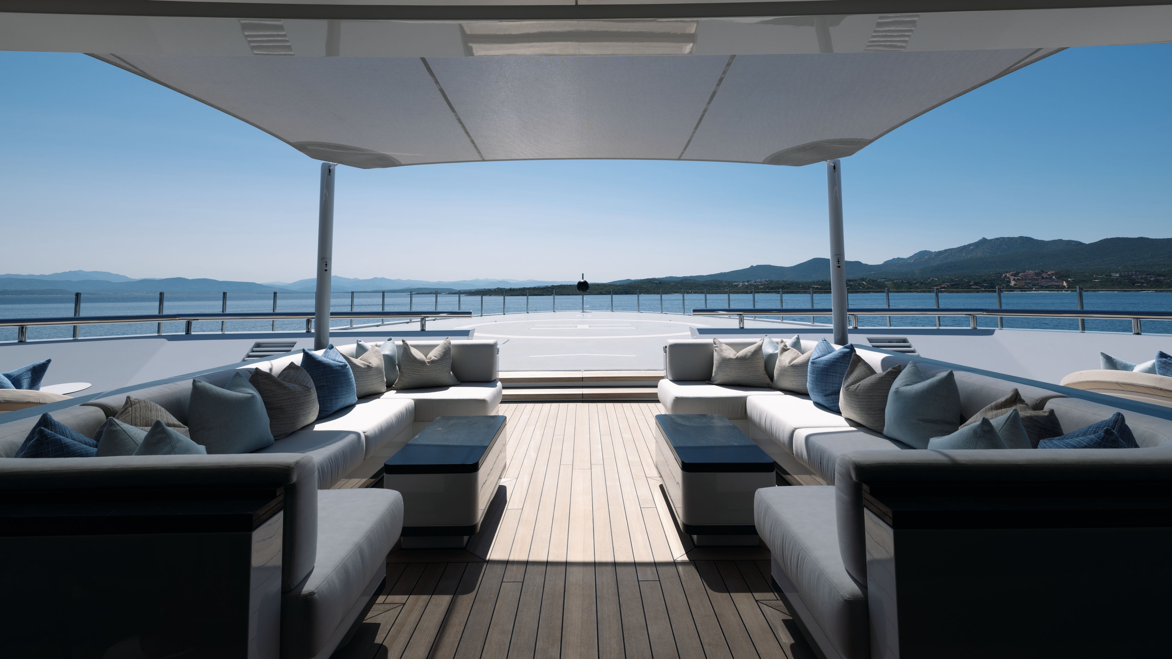 Foredeck lounge overlooking the helipad