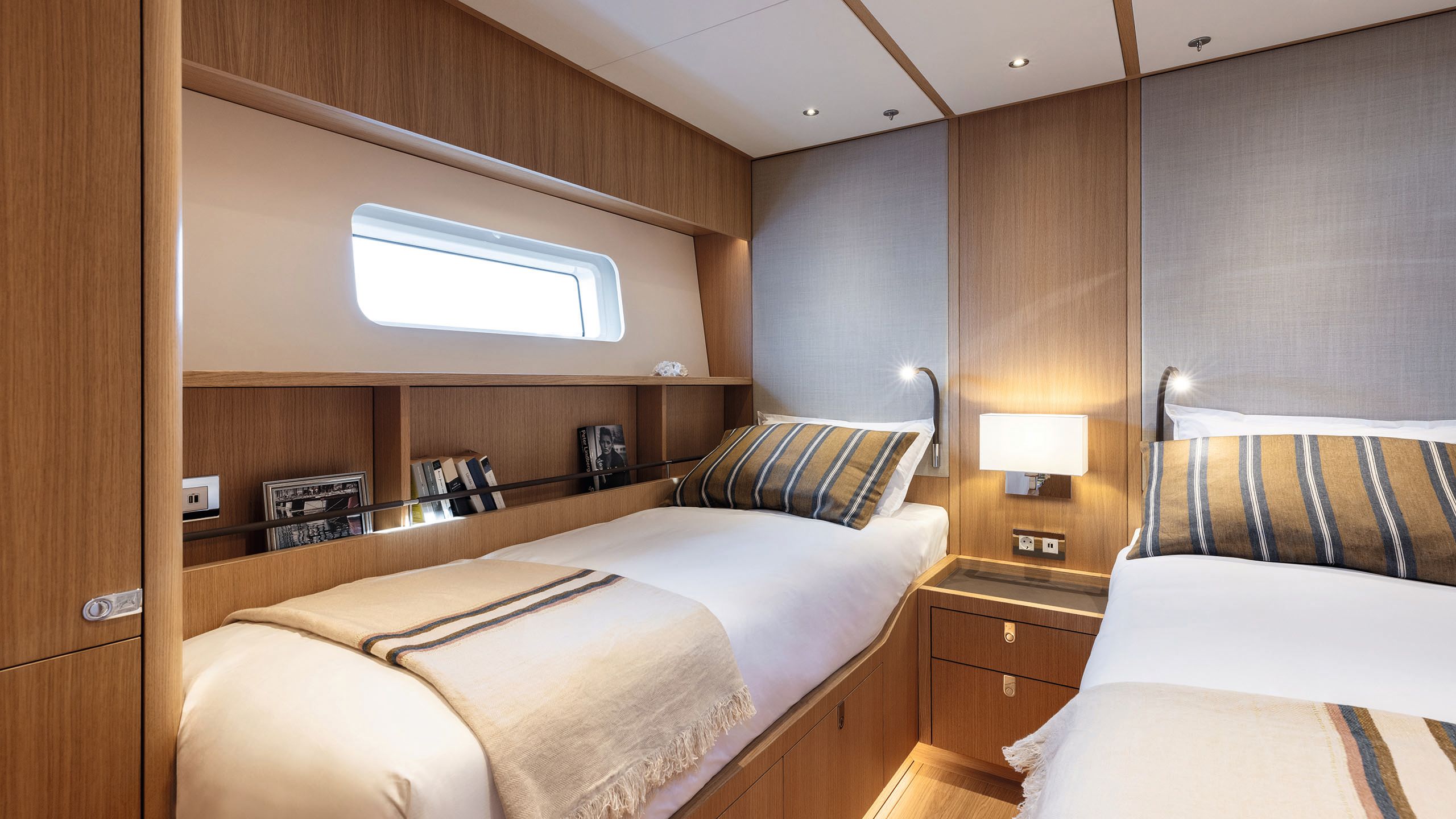 Cabin with twin beds