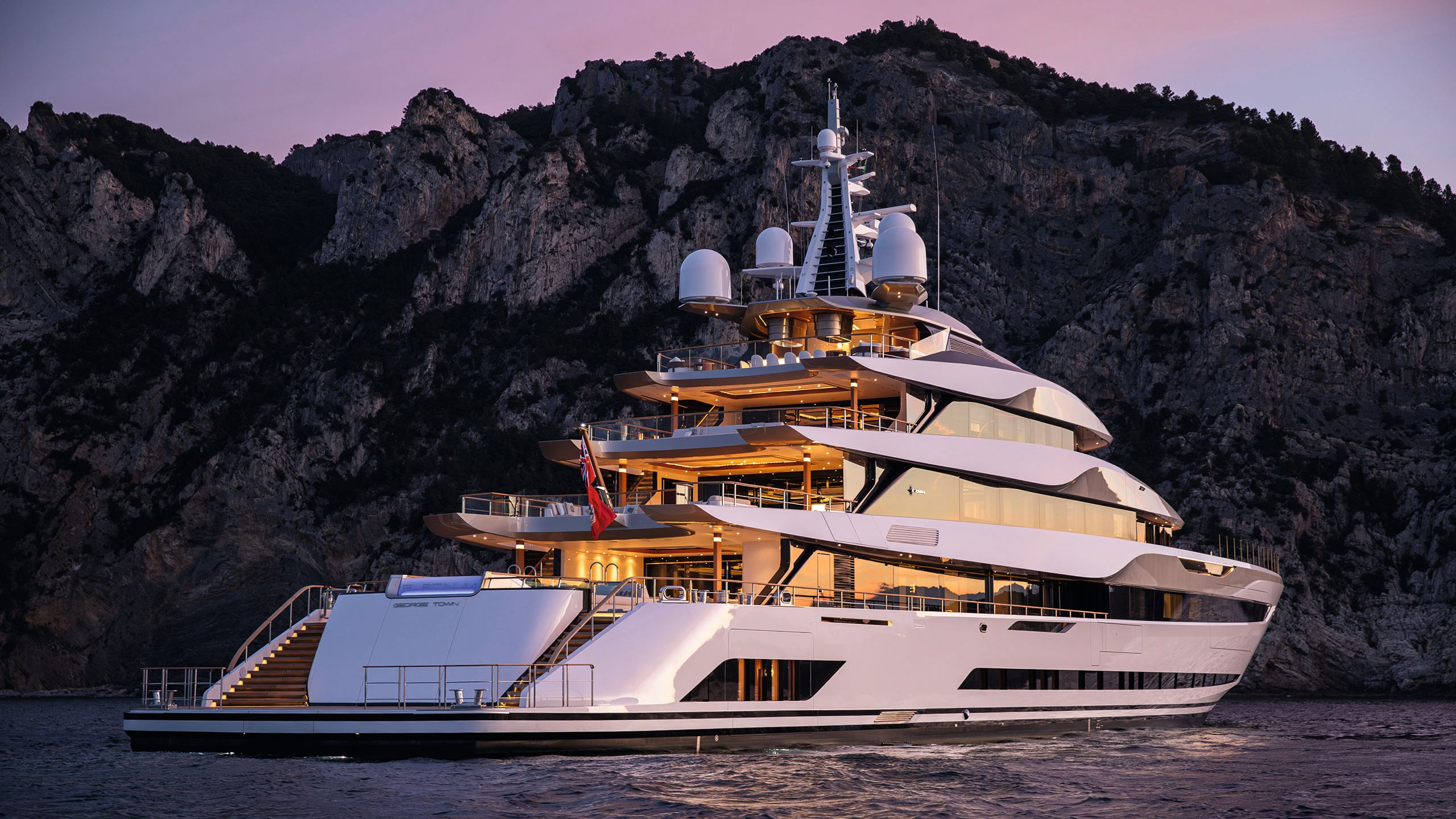 Platinum from the back and side, showing all the open decks