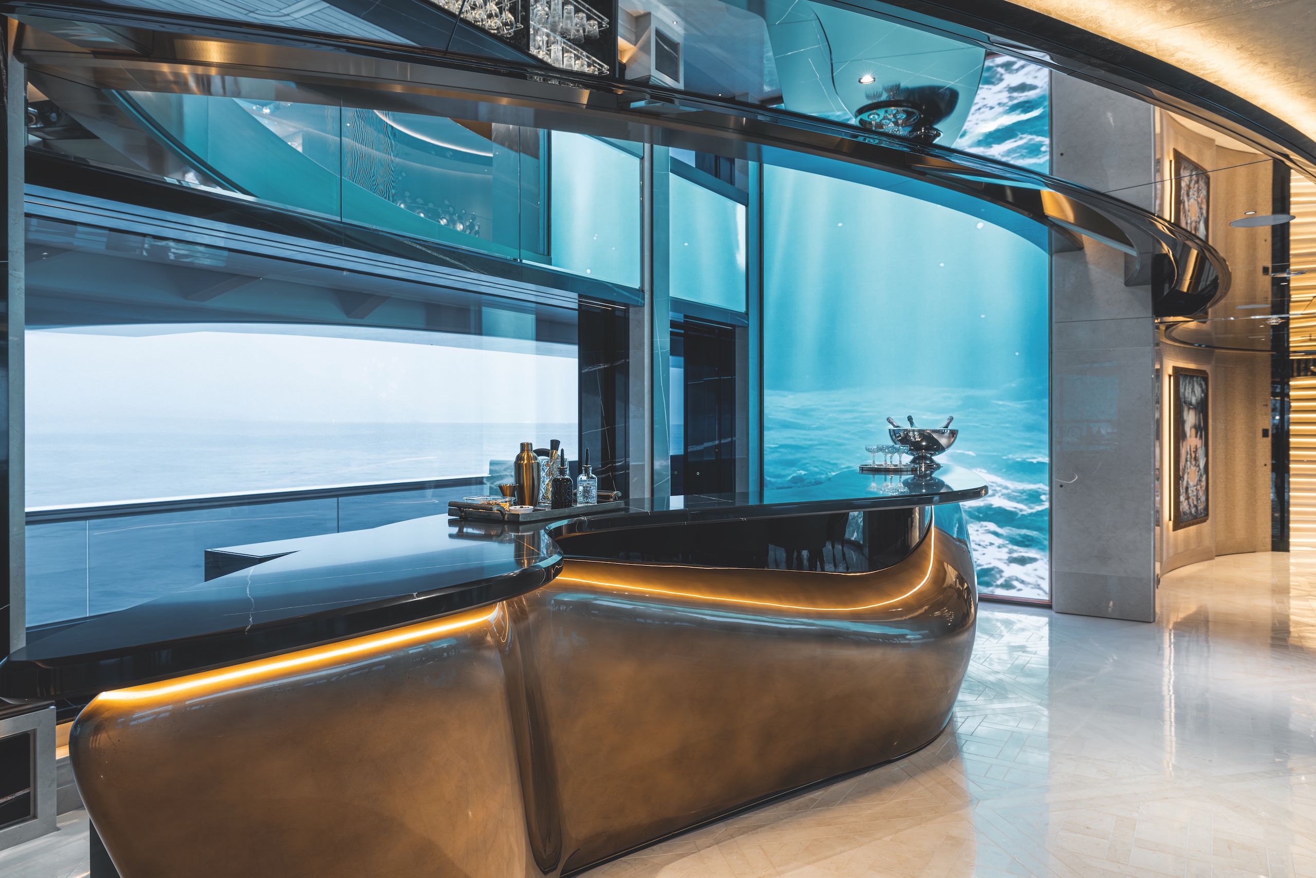 Main deck dining lounge on Lürssen Kismet