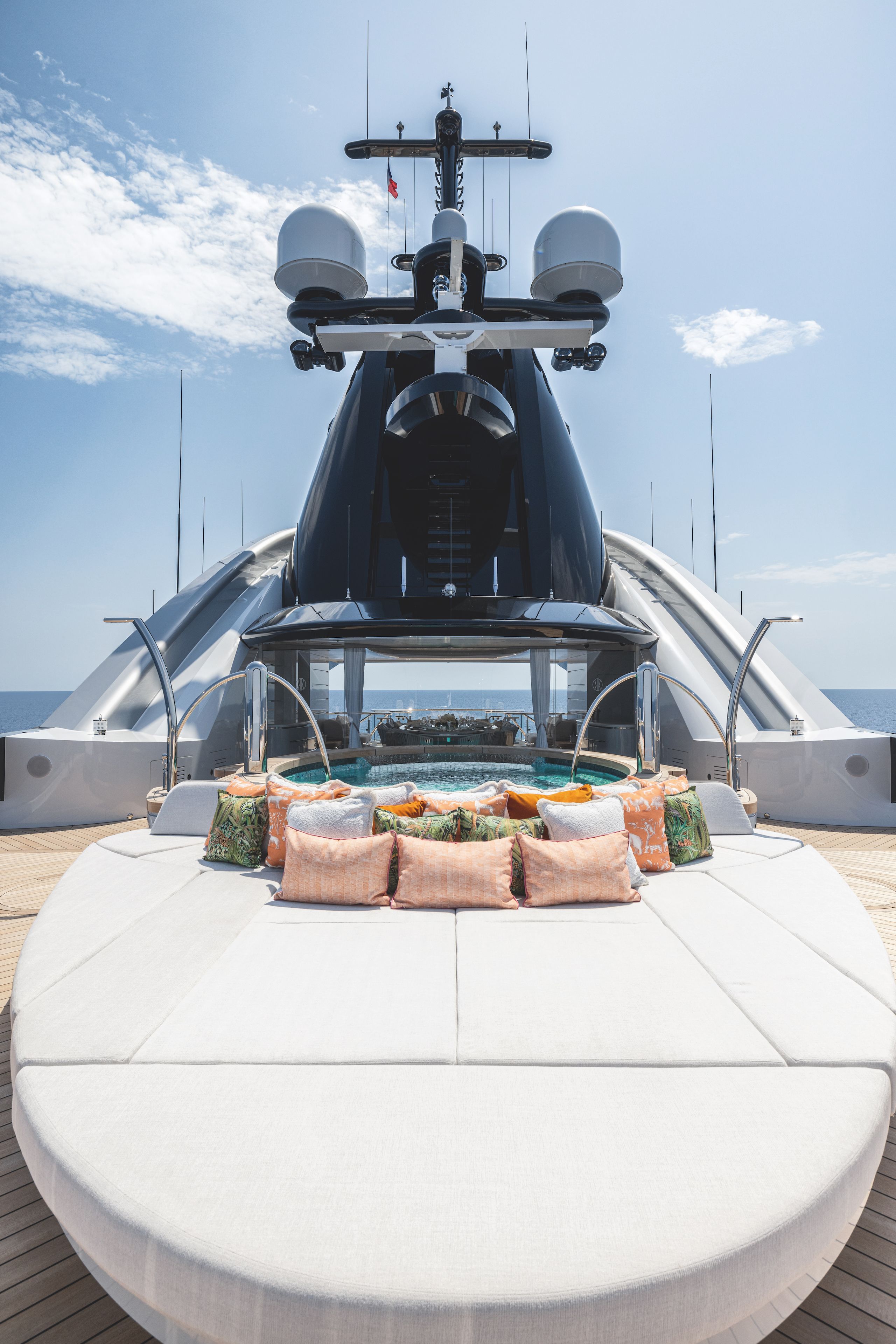 Deck view on Lürssen Kismet