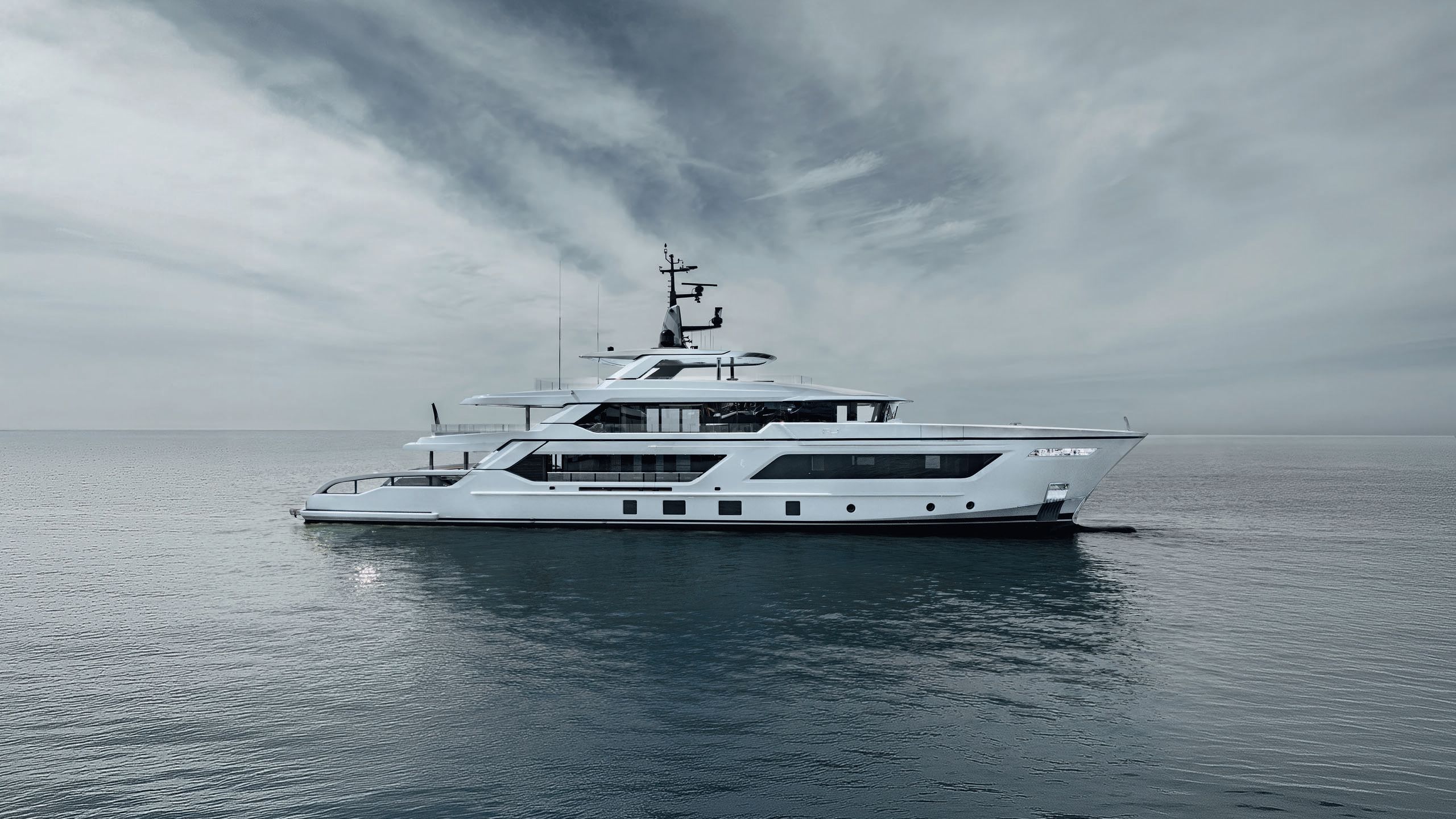 RJ from the side on the water