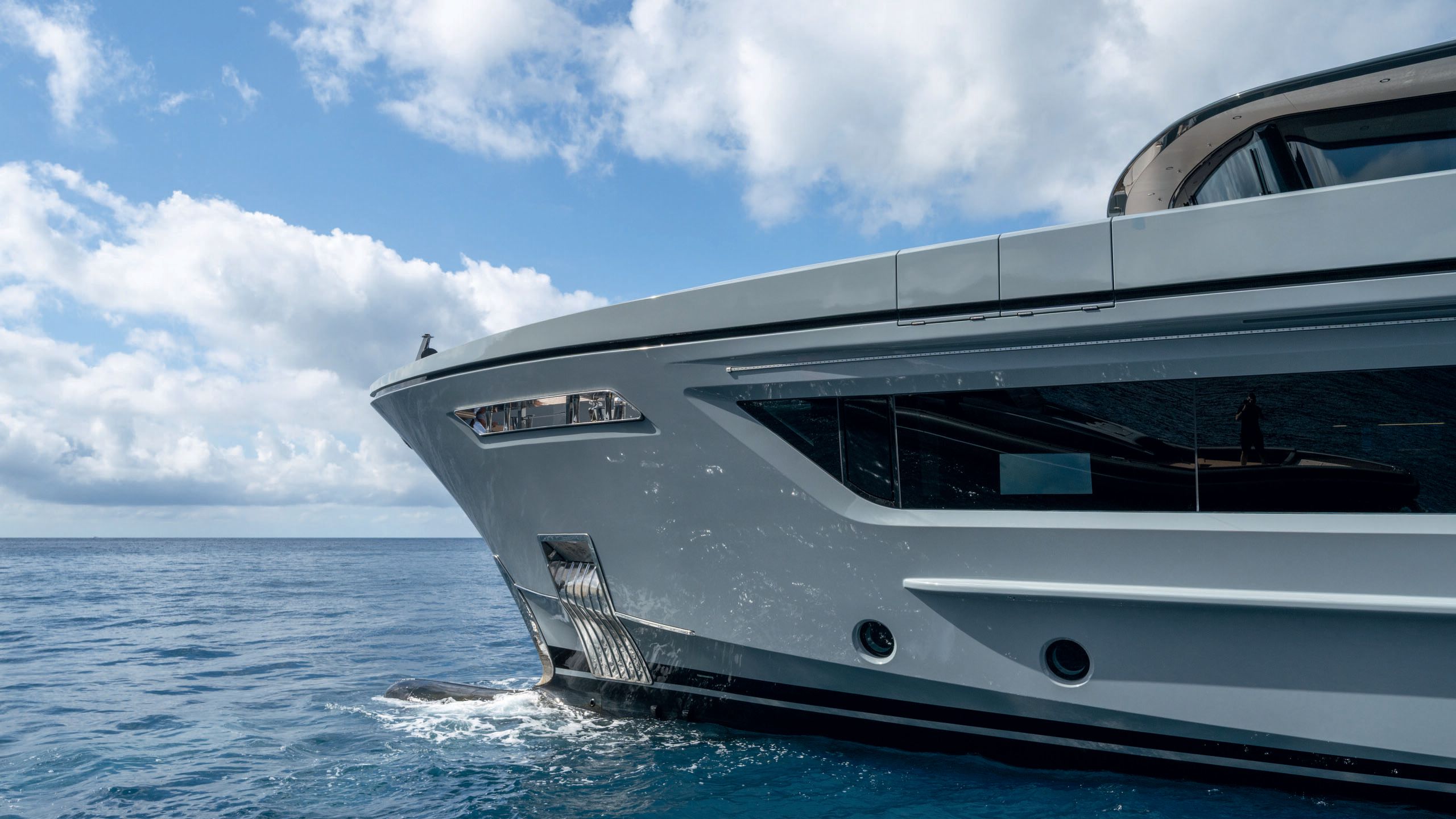 Close-up of the bow of RJ on the water