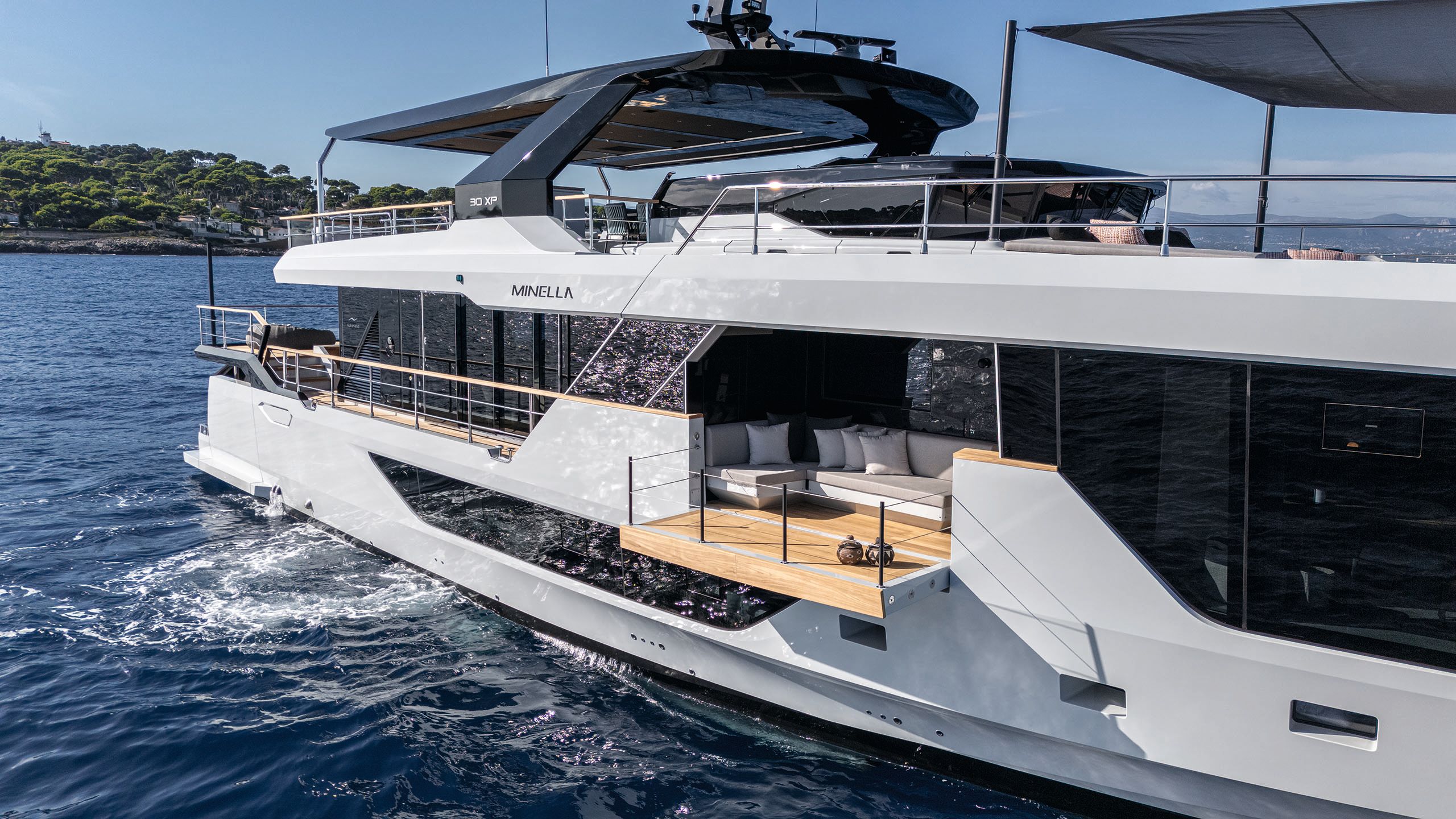 Close-up side view of Minella on the water