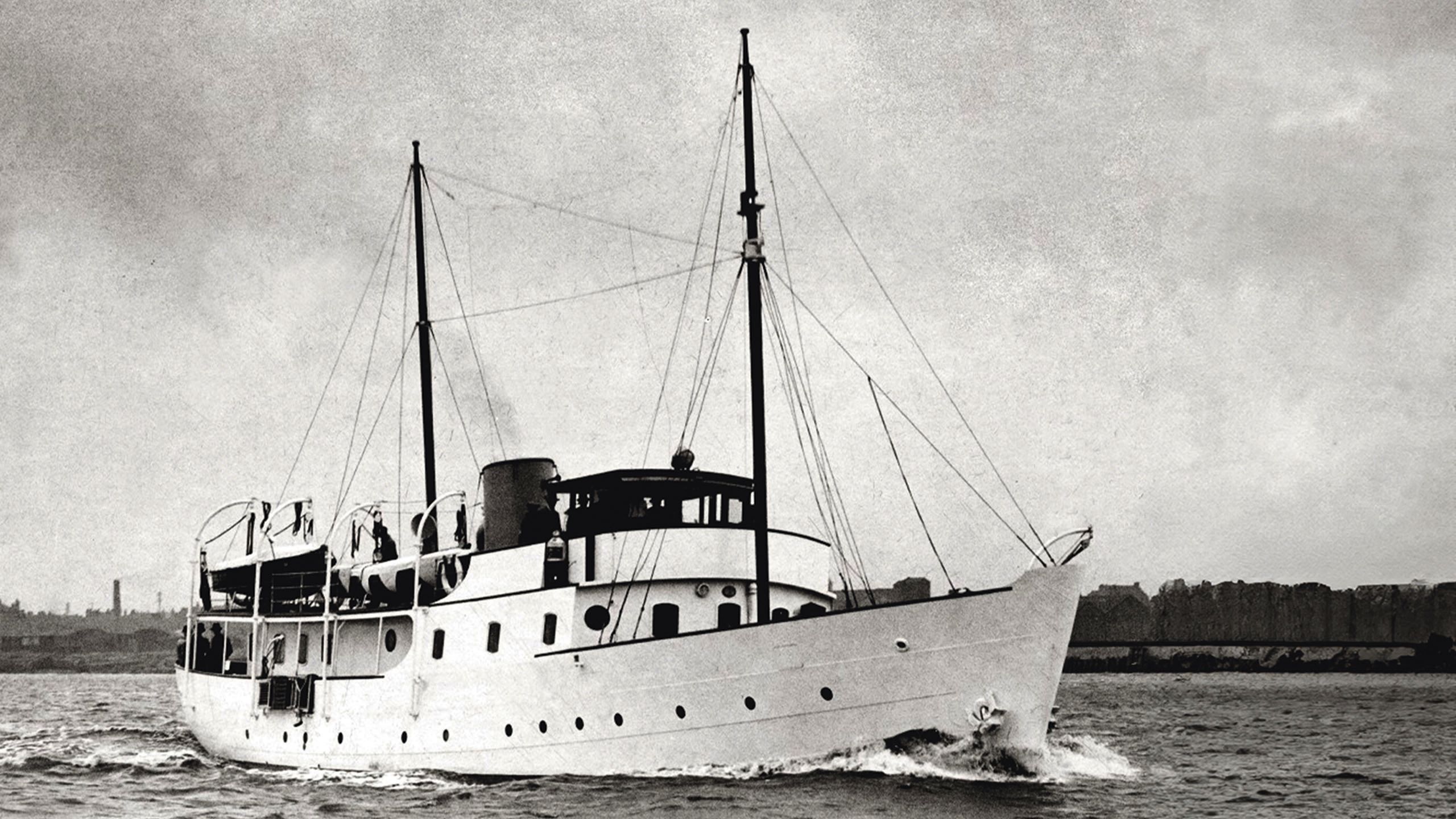 Black and white photo of Blue Bird on the water