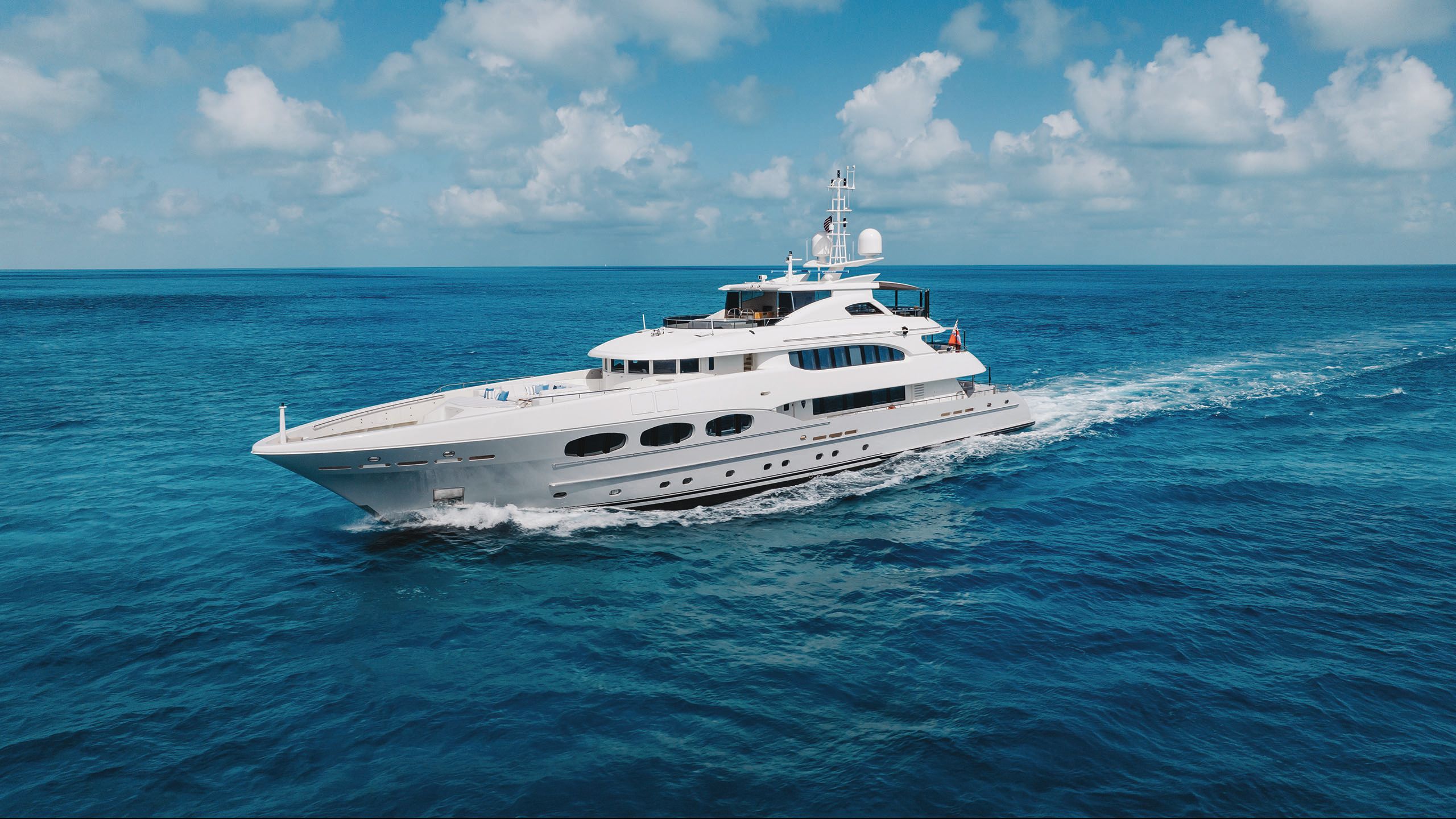 Wide shot of Odyessa on the water