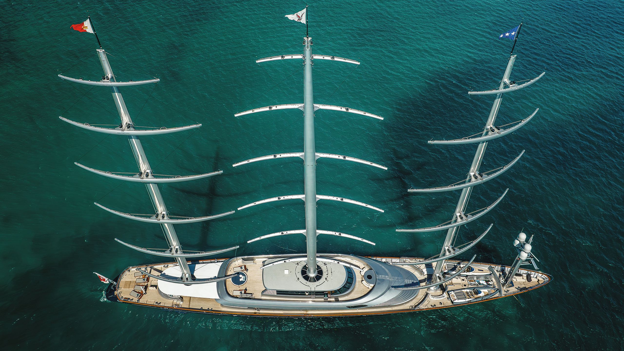 View of Maltese Falcon from above, without its sails