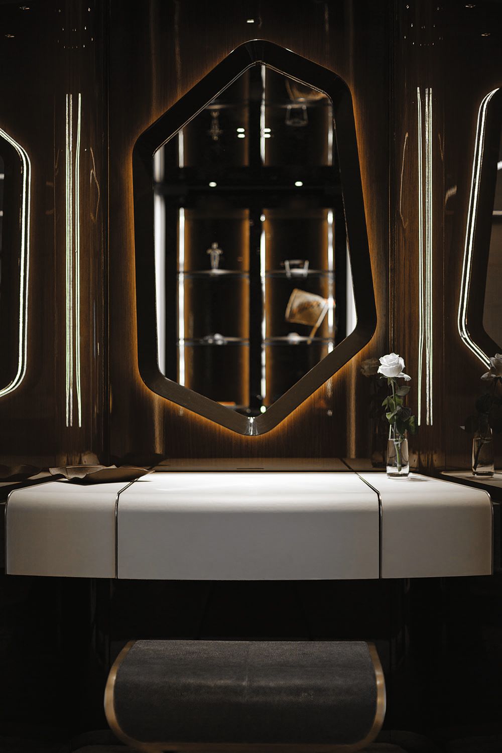 Abstract mirror in dark colours