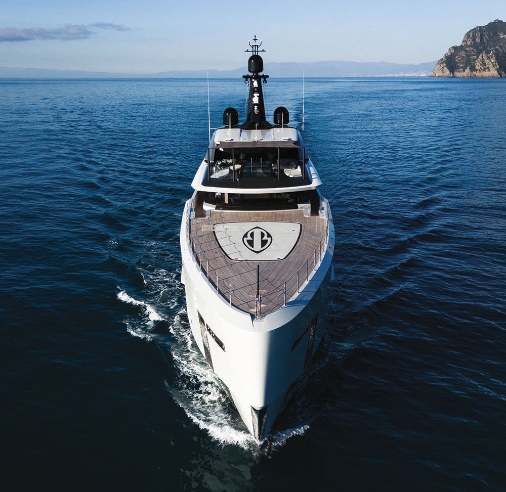 Diamond Binta from the front showing the B shield