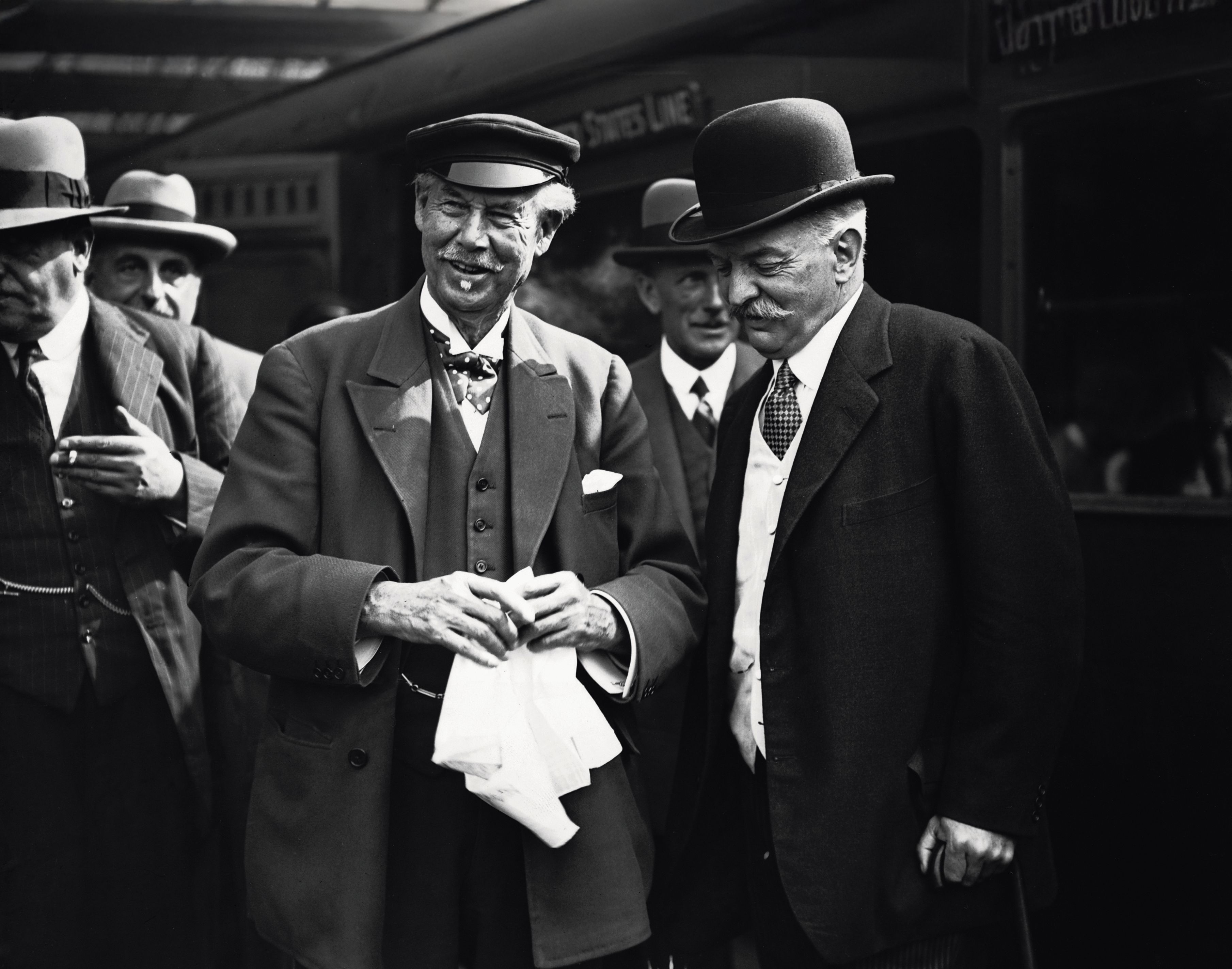 Archive image Lipton and Thomas Dewar