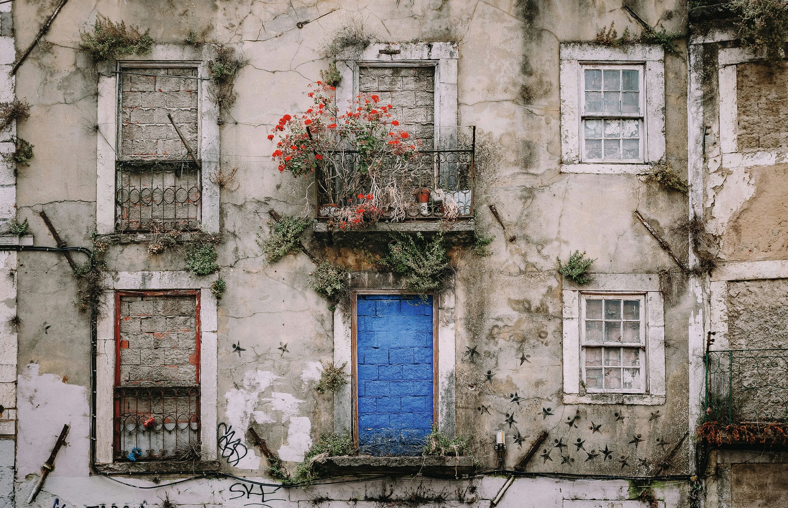 Bulding facade